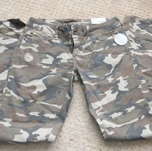 NWT Vanity Harlow Jeggings